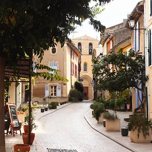Hotel La Dame Jeanne Cucuron